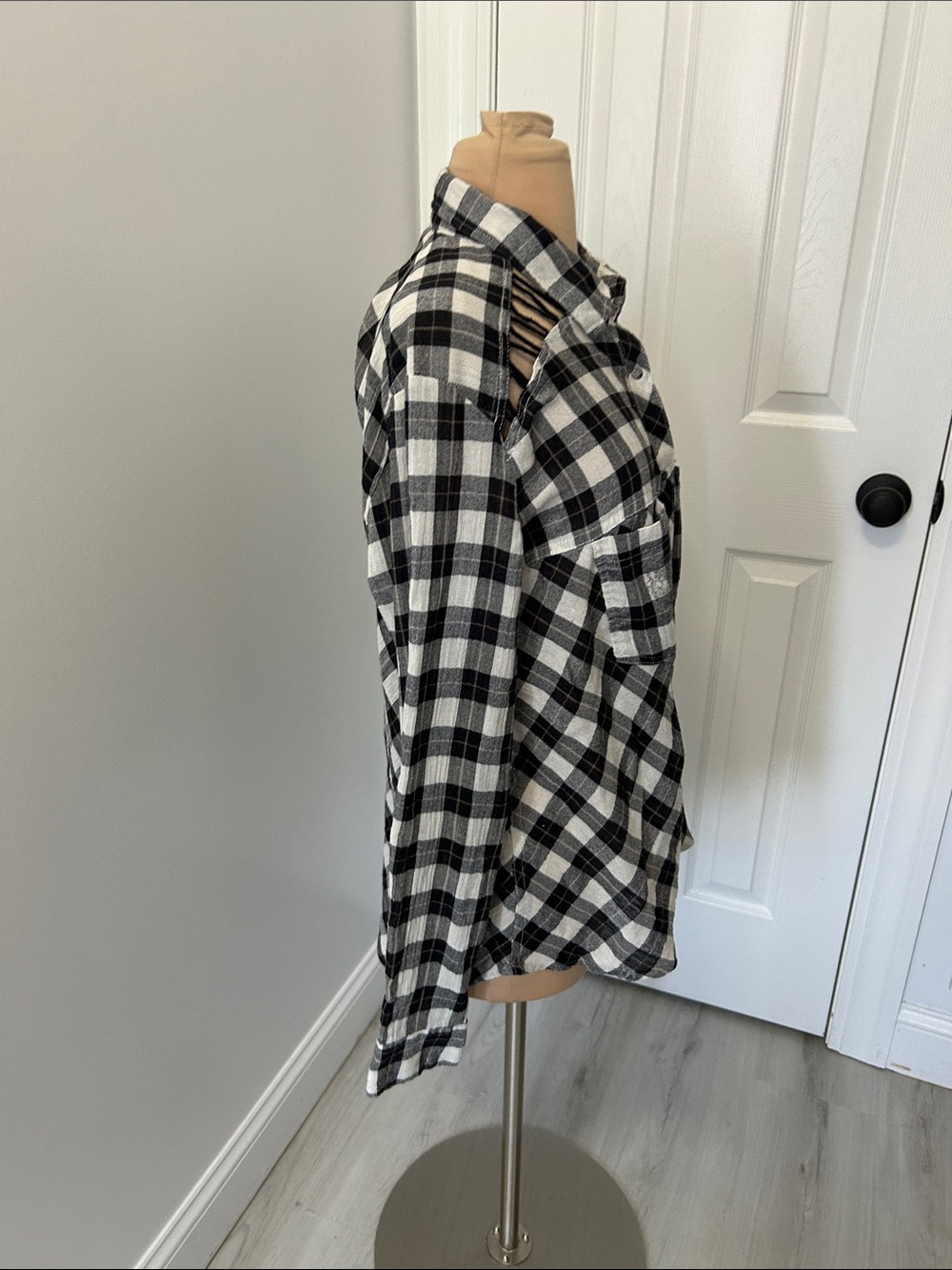 Free People Plaid Lace Up Shoulder Snap Up Shirt - Picture 5 of 8